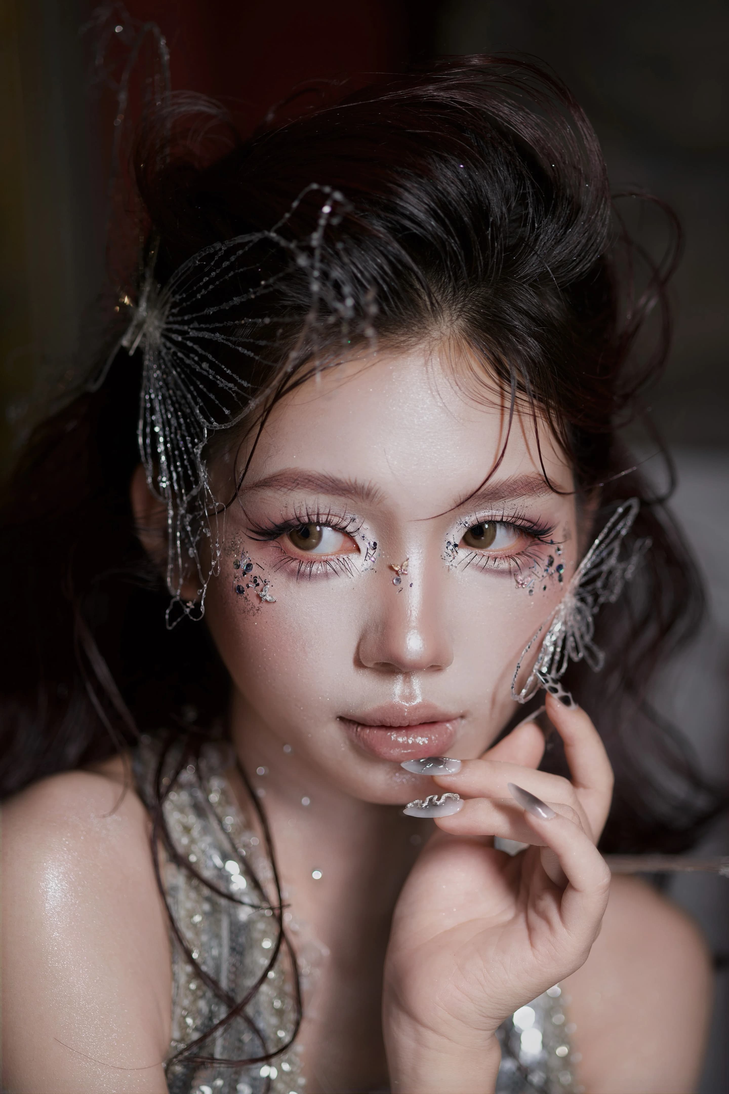 Makeup concept nghệ thuật được d'Yen thiết kế riêng theo cá tính khách hàng
